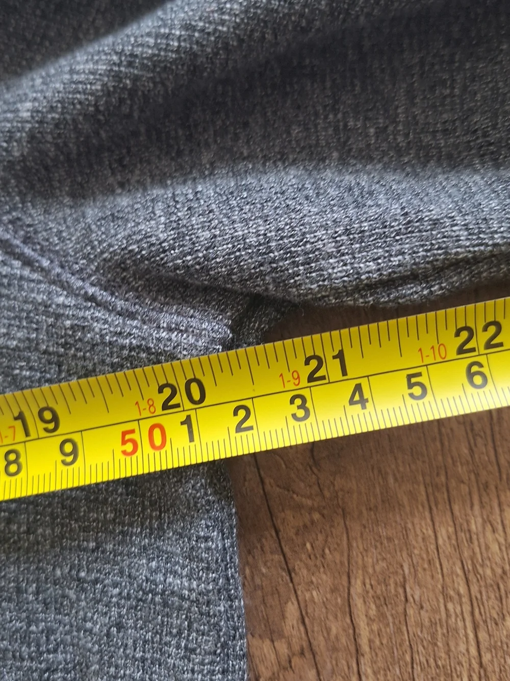 Banana Republic Men's Gray Henley Knit Long Sleeve L Cotton Modal Button